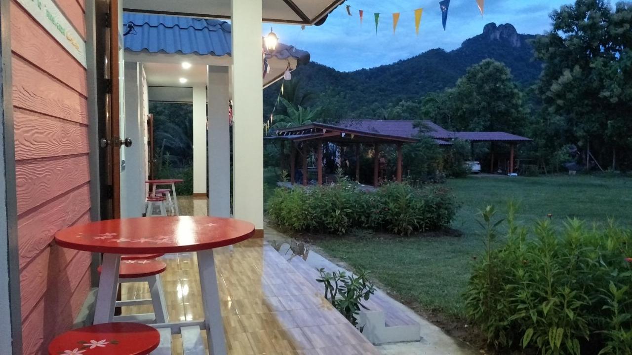 Villa Pimpisa Garden พิมพิศา การ์เด้นท์ Khuang Kom Exterior foto